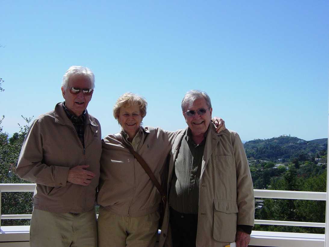 paul in los
            angeles with friends in 2009