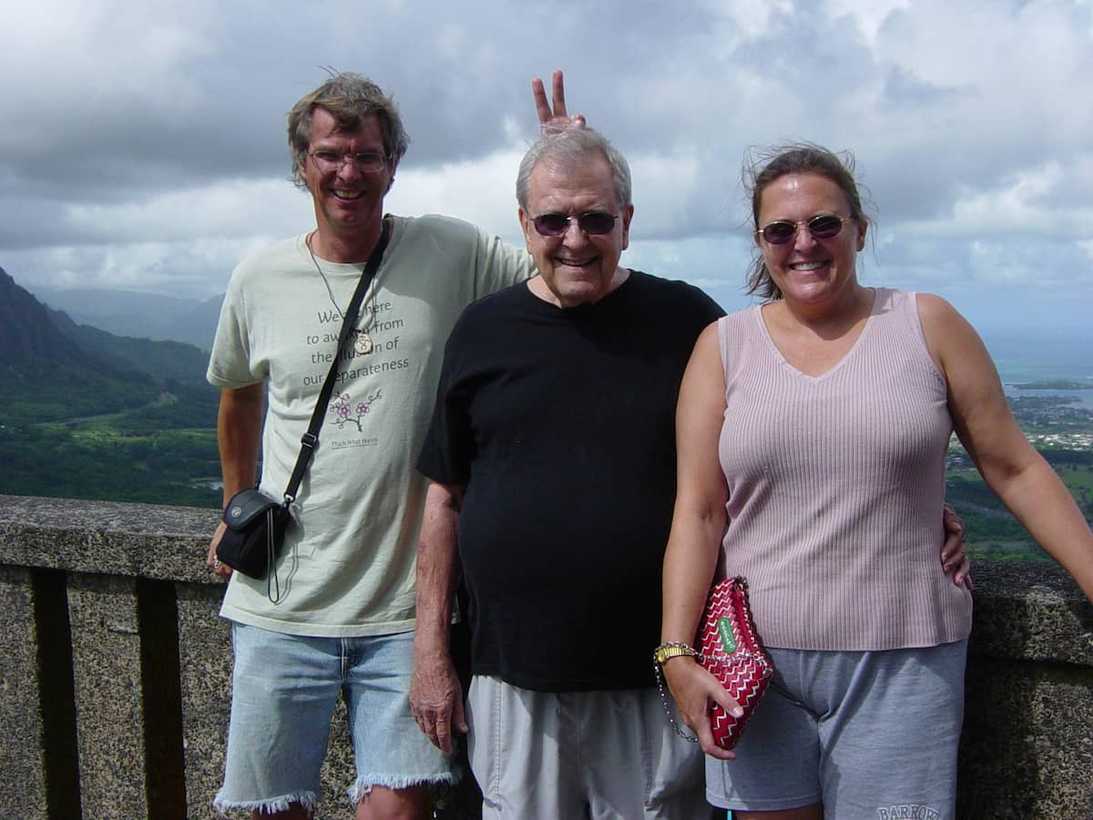 paul with friends