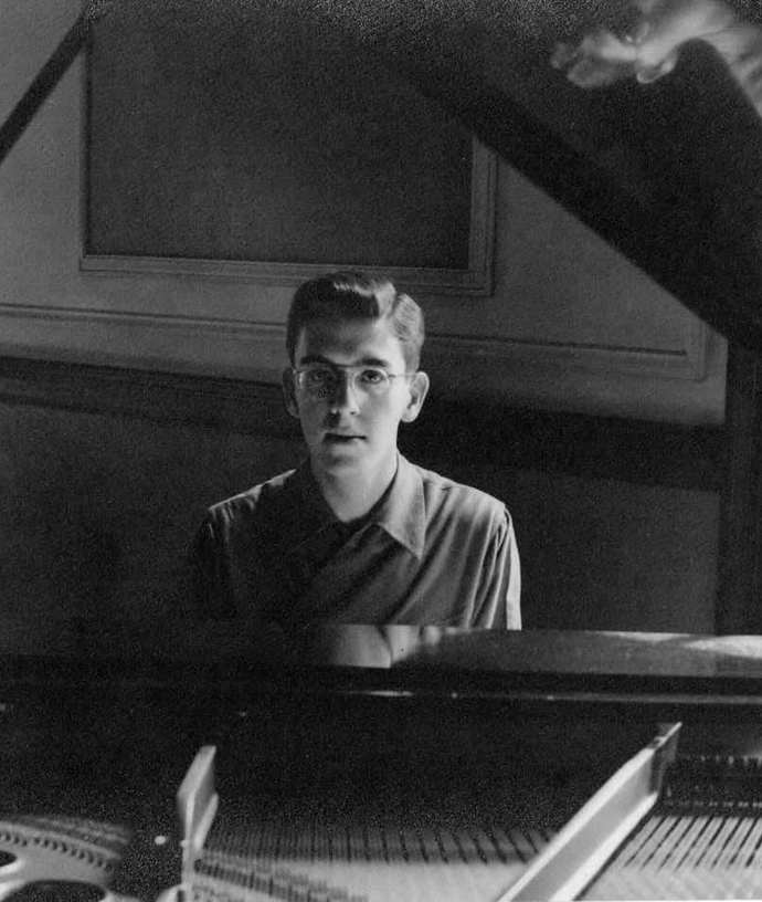 paul lyddon on april
        1947