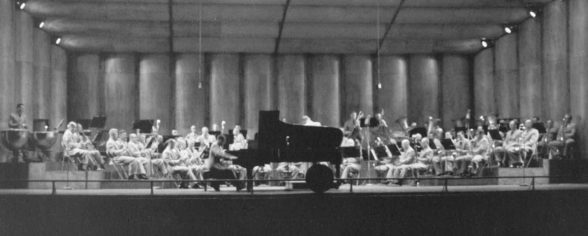 paul lyddon playing in concert with
    the us army band